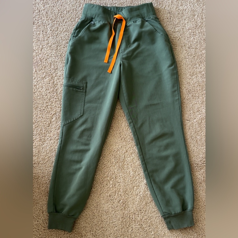 FIGS Scrub Pants: Zamora Joggers in Moss Green with Orange Drawstring (XS-PETITE